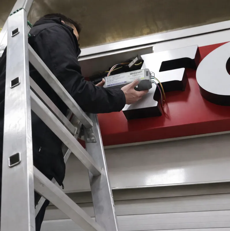 Ремонт вывески, замена блока питания